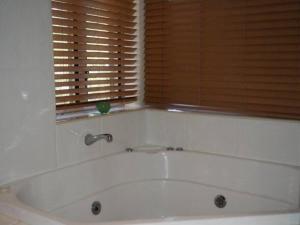 Beachfront Apartment 1 Beachfront Haven - 2 bed