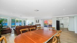 Oceanside - Ettalong Beach