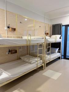 Harmony Old Town Hostel and Pool Bar