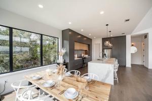 Lakeview Retreat: Terrace BBQ