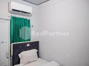 LH101 Guest House Syariah near Makam Sunan Bonang RedPartner