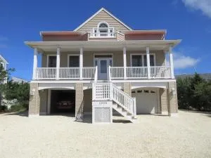 Beautiful Sunsets Quiet Location - North Beach