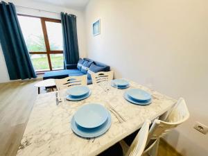 Panoramic Sea View Apartment - Perfect for Couples