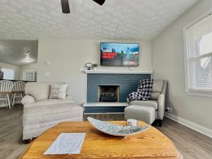 Charming Spacious Get Away