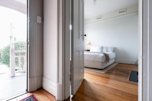 Timeless Treasure Near the City Centre & WiFi