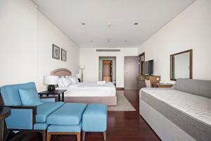 Full Sea View 1 BR with Lagoon Pool & Beach Access