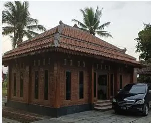 Bata Tentrem - Pakem