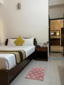 Krishna Kunja " A Quiet & Peaceful Stay " - Titāgarh