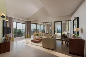 Amaya Beach Passikudah