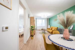 Near the River Apartment 3