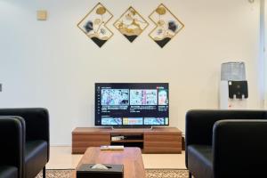 広々130平米 最大13名 駅徒歩4分 10Gwifi 夜のパーティーと飲み会禁止