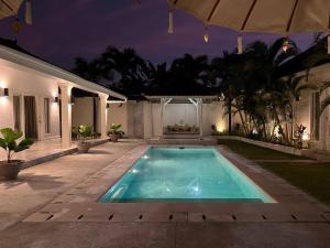 Fully renovated villa 3BR in Seminyak - Oberoi