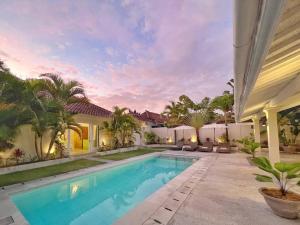 Fully renovated villa 3BR in Seminyak - Oberoi