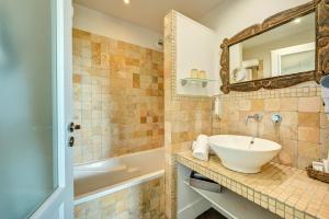 Hotels Hotel Bastide & SPA - Villa de Lourmarin : Chambre Charme