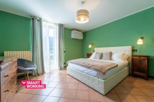 Lakefront Retreat by Wonderful Italy