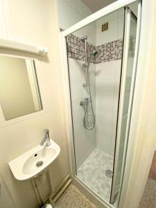 B&B / Chambres d'hotes L'Escale Appartements et Suites en bord de Mer : Studio
