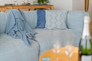 Beach Break - family friendly apartment by the sea