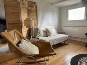 ღ La Cabane Rochelaise • Vue sur le vieux-port