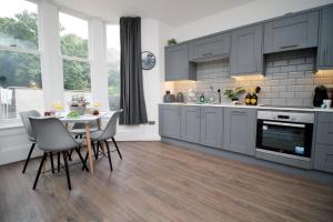 Cohost Partners | Spacious | Free Parking!