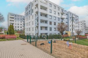 Pastel Lawendowe Wzgórze Studio with Balcony and Parking by Renters