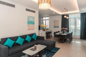 2 BRs villa with private pool ( Villa 2 PN hồ bơi riêng)