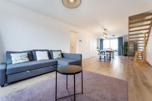 Espresso Duplex app aan zee met terras & parking