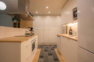 Newly Built Rovakatu 11 Center Apartment with 2 Bedrooms, sleeps 6