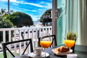 Casa Rame - Beachfront, Amazing Seaview and Air-Con By Lanzarote Vacation Homes