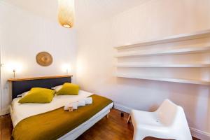 HYPER CENTRE 4 RUE EMILE ZOLA BELLECOUR JACOBINS CELESTINS Wifi ASCENSEUR