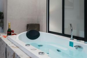 Appartements La Balneo des Terreaux AIL : photos des chambres