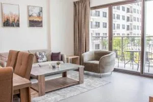 Furnished 2 BR in Golf View - 甘图特