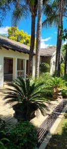 Tramonto House - Hutton Heights