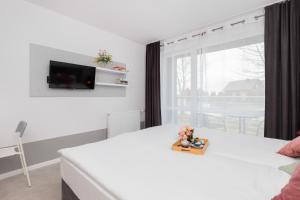 Unique Studio with Balcony in Jastrzębia Góra by Renters