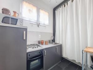 Nestor&Jeeves - PROVENCAL - Central - Near Beach