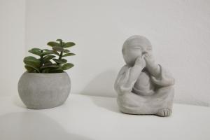 Standard Apartment by Hi5- Csengery street