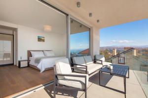 Exclusive Condo SOHO Opatija center with pool and terrace