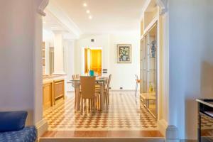 Luxury Palace Attico vista mare e torre Cabrera