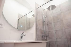 Maisons de vacances Le Racine, Charmant T3 en centre ville : photos des chambres
