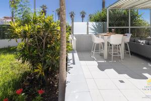 Altamira Lux Suit Beach El Duque