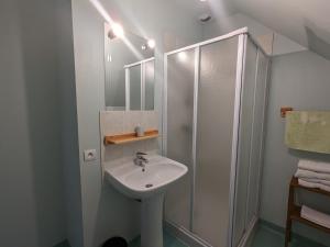 Domaine paisible au cœur du Berry, proche Parc de la Brenne, 6 chambres, cheminée, idéal familles - FR-1-591-200