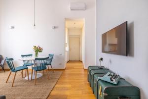 Elegant Apt with Two Bedrooms