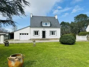Maison familiale, jardin clos, proche Menhirs et plage - Carnac