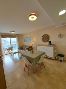 Esmeralda Seaview-Suites