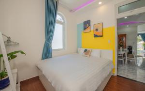 Phòng Giường Đôi Với Phòng Tắm Chung (Double Room with Shared Bathroom)