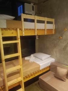 Ramos Hello Stay Cebu