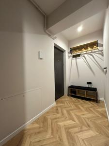 The Home Apartment