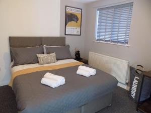 Modern 3 Bed - Lincoln - Parking