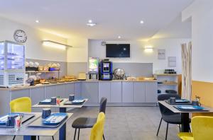 Hotels Adonis Hotel Strasbourg : photos des chambres