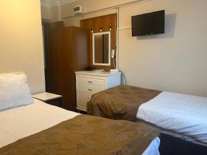 Two-Bedroom Suite room in Paris Hotel