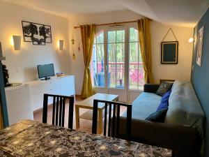 Appartement dans résidence avec piscine